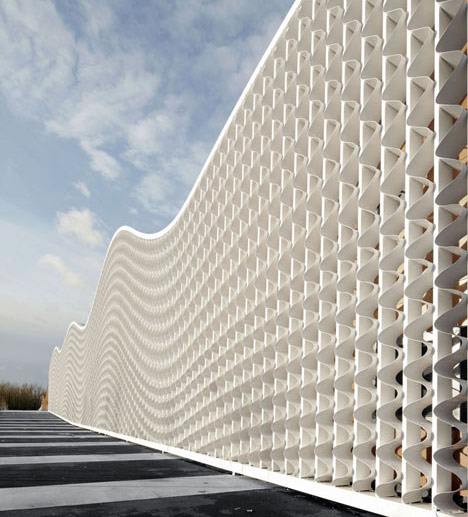 The Mantes-la-Jolie Water Sports Centre by Agence Search