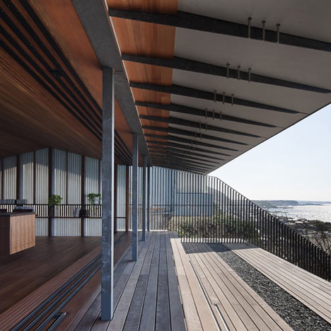 Wind-dyed House by Kazuhiko Kishimoto acaa
