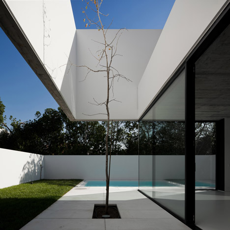 House in Juso by ARX Portugal and Stefano Riva House in Juso by ARX Portugal and Stefano Riva