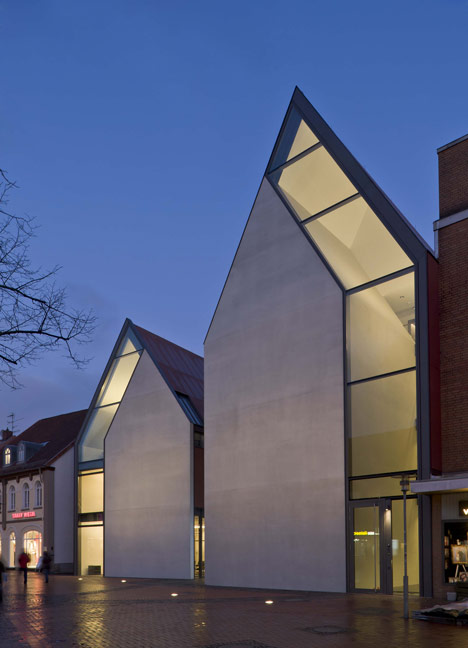 Volksbank Gifhorn by Stephan Braunfels Architekten Volksbank Gifhorn by Stephan Braunfels Architekten