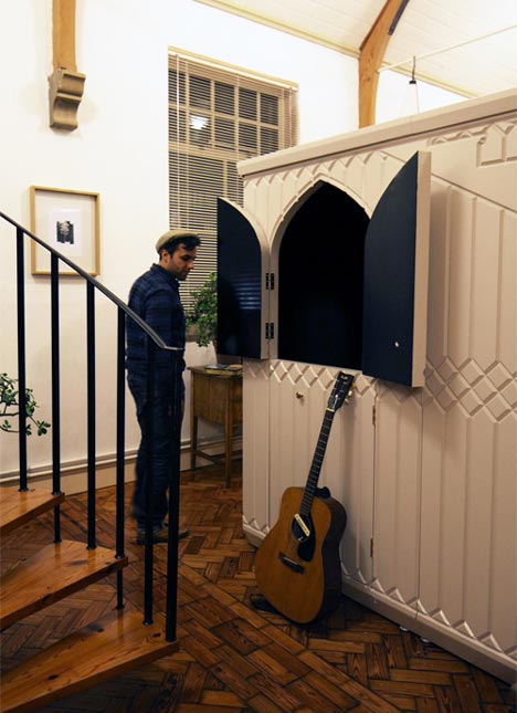 Folk in a Box by Cristina Monteiro Folk in a Box by Cristina Monteiro