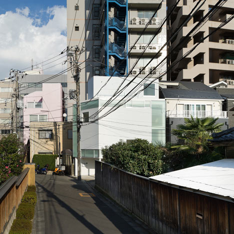 House in Nakameguro by Yoritaka Hayashi Architects