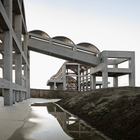 La Cros Factories by Diaz&Diaz Arquitectos La Cros Factories by Diaz&Diaz Arquitectos