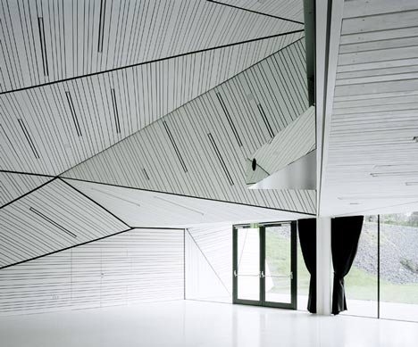 Oasis Centre of Pastoral Care by X Architekten Oasis Centre of Pastoral Care by X Architekten