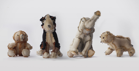 Outsiders plush toys by Atelier Volvox Outsiders plush toys by Atelier Volvox