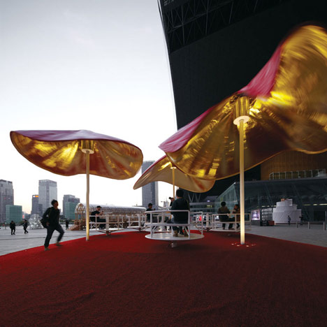 Pabellon Ultraligero Centrifugo by Clavel Arquitectos
