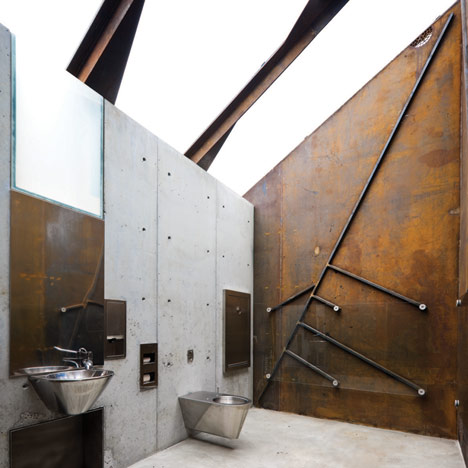 Roadside Reststop Akkarvikodden by Manthey Kula Architects Roadside Reststop Akkarvikodden by Manthey Kula Architects