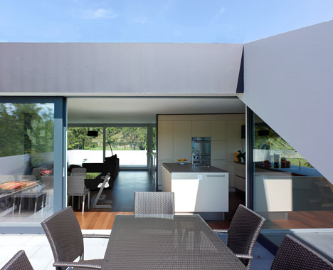 Schuler Villa by Andrea Pelati Architecte