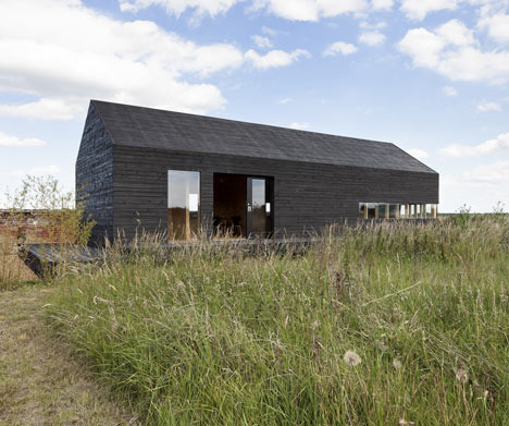 Stealth Barn by Carl Turner Architects