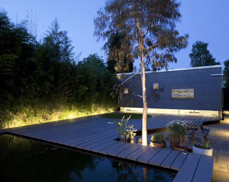 Suburban Studio by Ashton Porter Architects Suburban Studio by Ashton Porter Architects