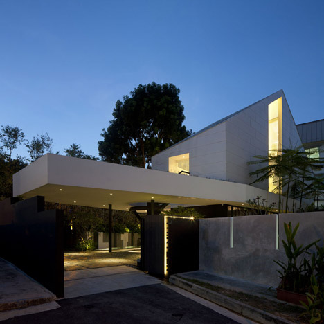 The Park House by Formwerkz Architects