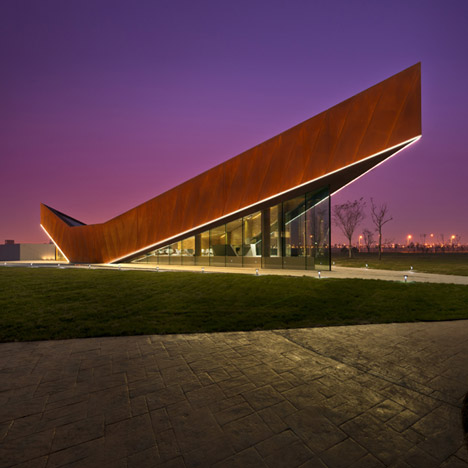 Vanke Triple V Gallery by Ministry of Design