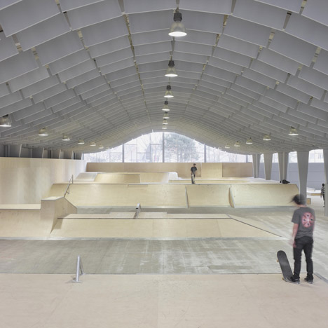 Zap' Ados by Bang Architectes