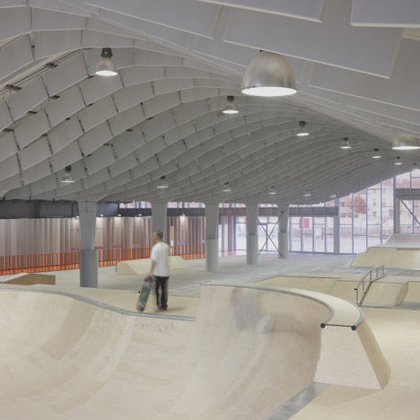 Zap' Ados by Bang Architectes