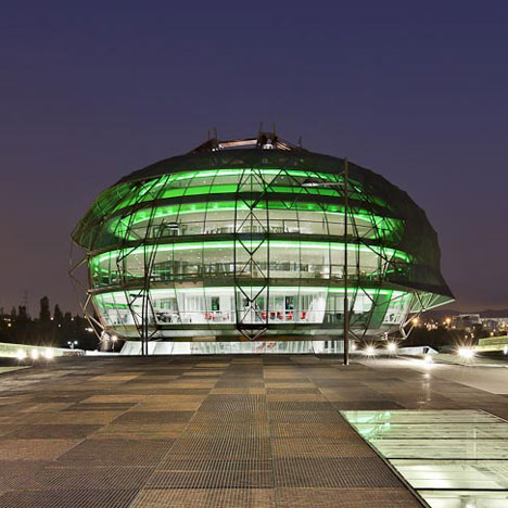 iGuzzini Illuminazione Espana SA Headquarters by MiAS Architects iGuzzini Illuminazione Espana SA Headquarters by MiAS Architects
