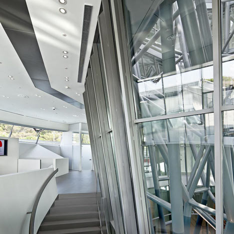 iGuzzini Illuminazione Espana SA Headquarters by MiAS Architects iGuzzini Illuminazione Espana SA Headquarters by MiAS Architects