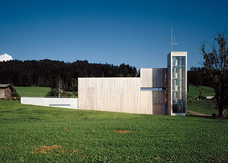 Fire Station, Thal by Dietrich | Untertrifaller Fire Station, Thal by Dietrich | Untertrifaller