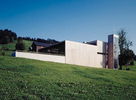 Fire Station, Thal by Dietrich | Untertrifaller Fire Station, Thal by Dietrich | Untertrifaller