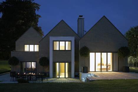 Wickstead Lodge by Adrian Baynes Wickstead Lodge by Adrian Baynes