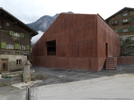 Atelier Bardill by Valerio Olgiati