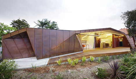 Balmain Archive by Innovarchi Balmain Archive by Innovarchi