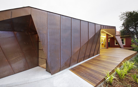 Balmain Archive by Innovarchi Balmain Archive by Innovarchi
