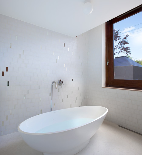C-House by Dot Architecture C-House by Dot Architecture