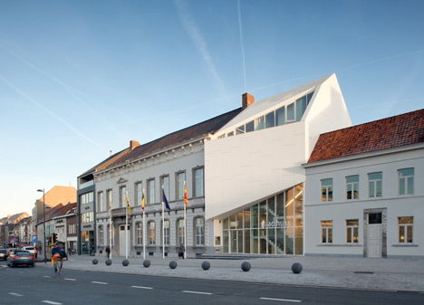 City Hall Harelbeke by Dehullu & Partners