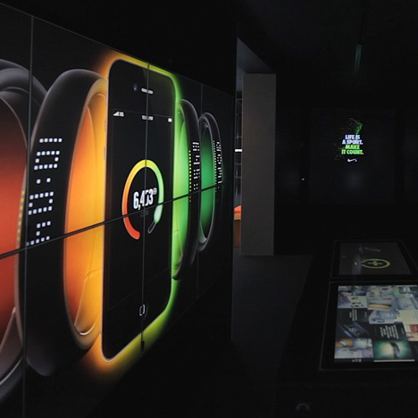 Dezeen Screen: FuelBand at NikeFuel Station