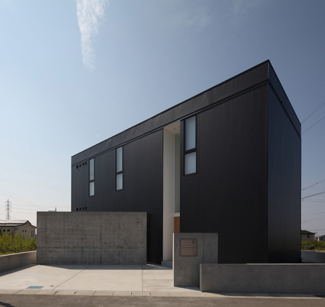House-dT by Daijiro Takakusa