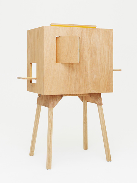 Koloro-desk by Torafu Architects