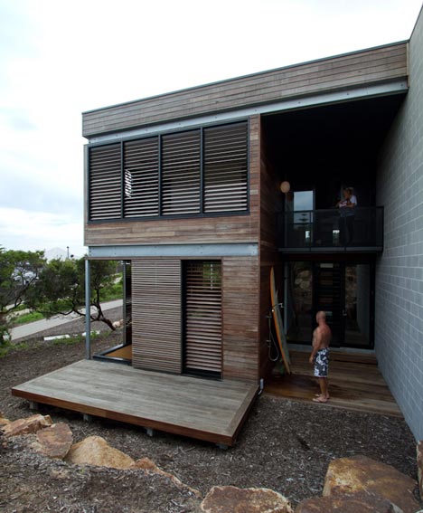 Linear House by Architects EAT Linear House by Architects EAT