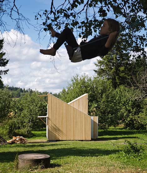Playhouse by Bach Arquitectes Playhouse by Bach Arquitectes