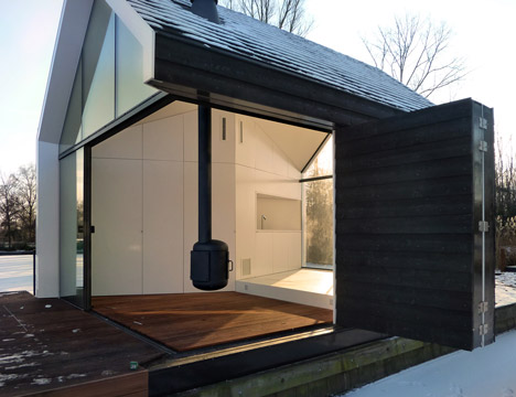 Recreational Island House by 2by4-architects