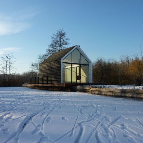 Recreational Island House by 2by4-architects