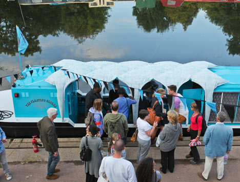 The Floating Cinema by Studio Weave The Floating Cinema by Studio Weave