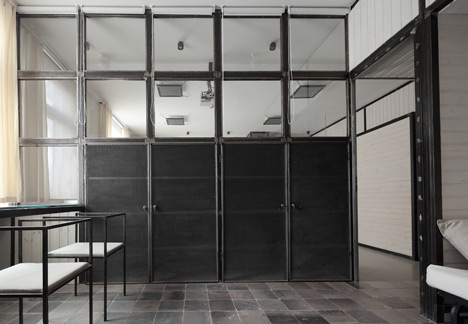 Wood Warm Wight Apartment by Peter Kostelov Wood Warm Wight Apartment by Peter Kostelov