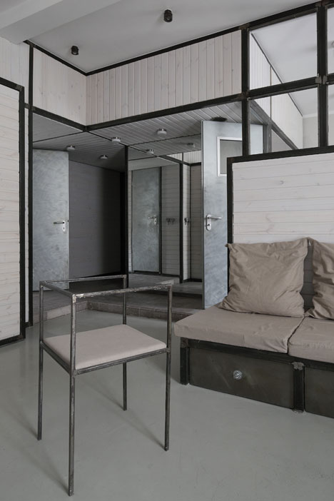 Wood Warm Wight Apartment by Peter Kostelov Wood Warm Wight Apartment by Peter Kostelov