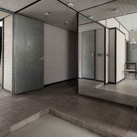 Wood Warm Wight Apartment by Peter Kostelov Wood Warm Wight Apartment by Peter Kostelov