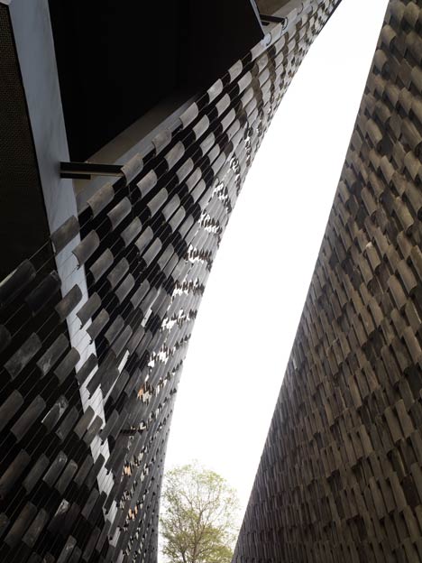Xinjin Zhi Museum by Kengo Kuma and Associates Xinjin Zhi Museum by Kengo Kuma and Associates