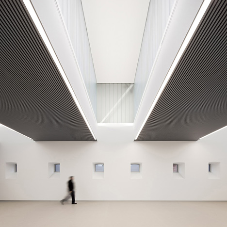 Civic Centre in Palencia by Exit Architects Civic Centre in Palencia by Exit Architects