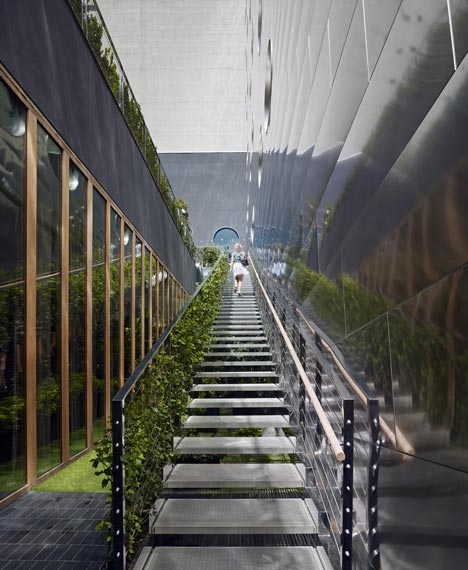 Dream Downtown Hotel by Handel Architects