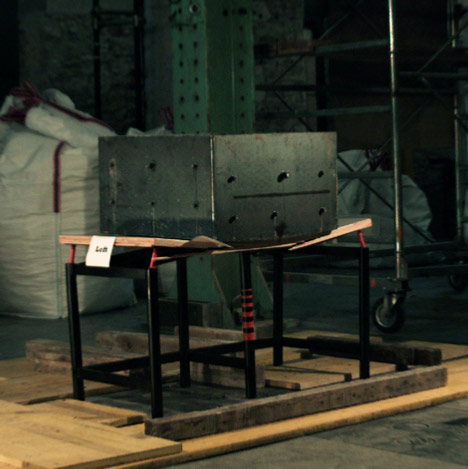 Earthquake Proof Table by Arthur Brutter and Ido Bruno