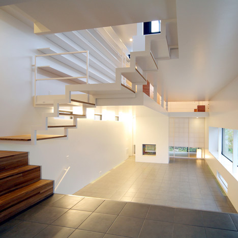 House in Senri by Shogo Iwata House in Senri by Shogo Iwata