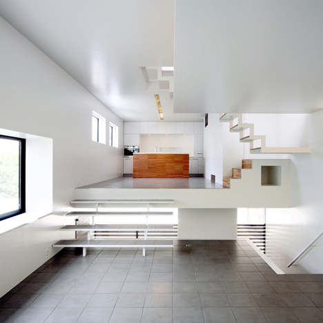House in Senri by Shogo Iwata House in Senri by Shogo Iwata
