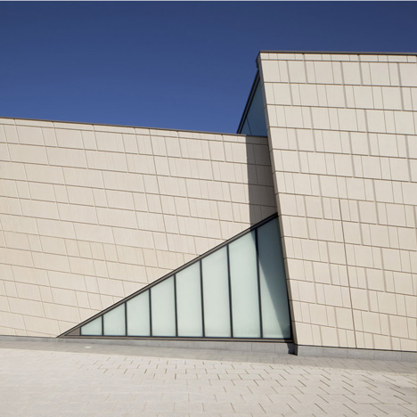SeaCity Museum by Wilkinson Eyre Architects