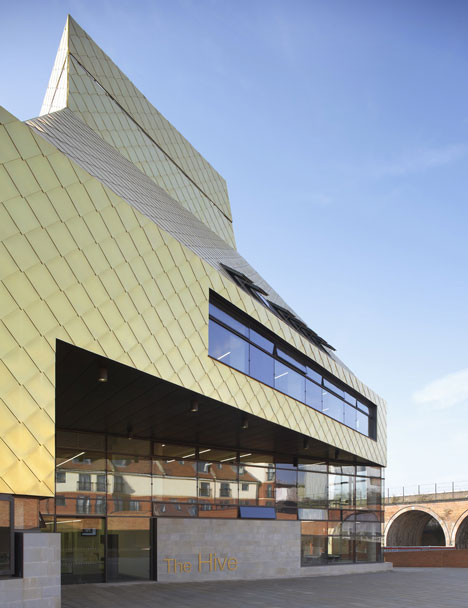 The Hive by Feilden Clegg Bradley Studios The Hive by Feilden Clegg Bradley Studios