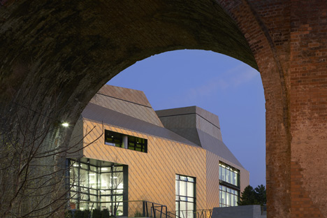 The Hive by Feilden Clegg Bradley Studios The Hive by Feilden Clegg Bradley Studios