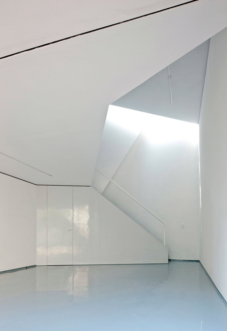 MiniStudio by FRENTEarquitectura MiniStudio by FRENTEarquitectura