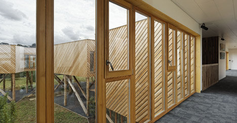 Branched Offices by Projectiles Branched Offices by Projectiles